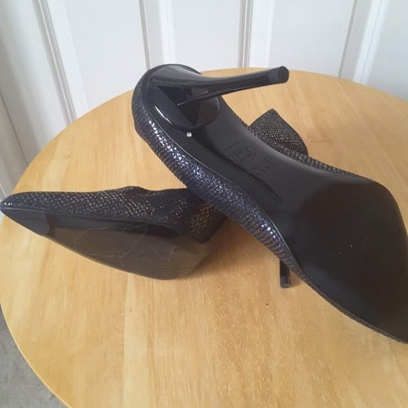 Stuart Weitzman Sparkly Iridescent Stiletto Pump - Picture 8 of 10